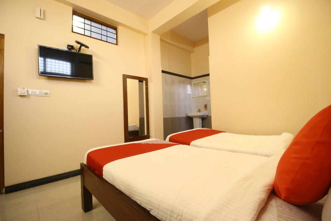 Oyo Flagship 30734 Jeevan Lodge Shimoga Exterior foto