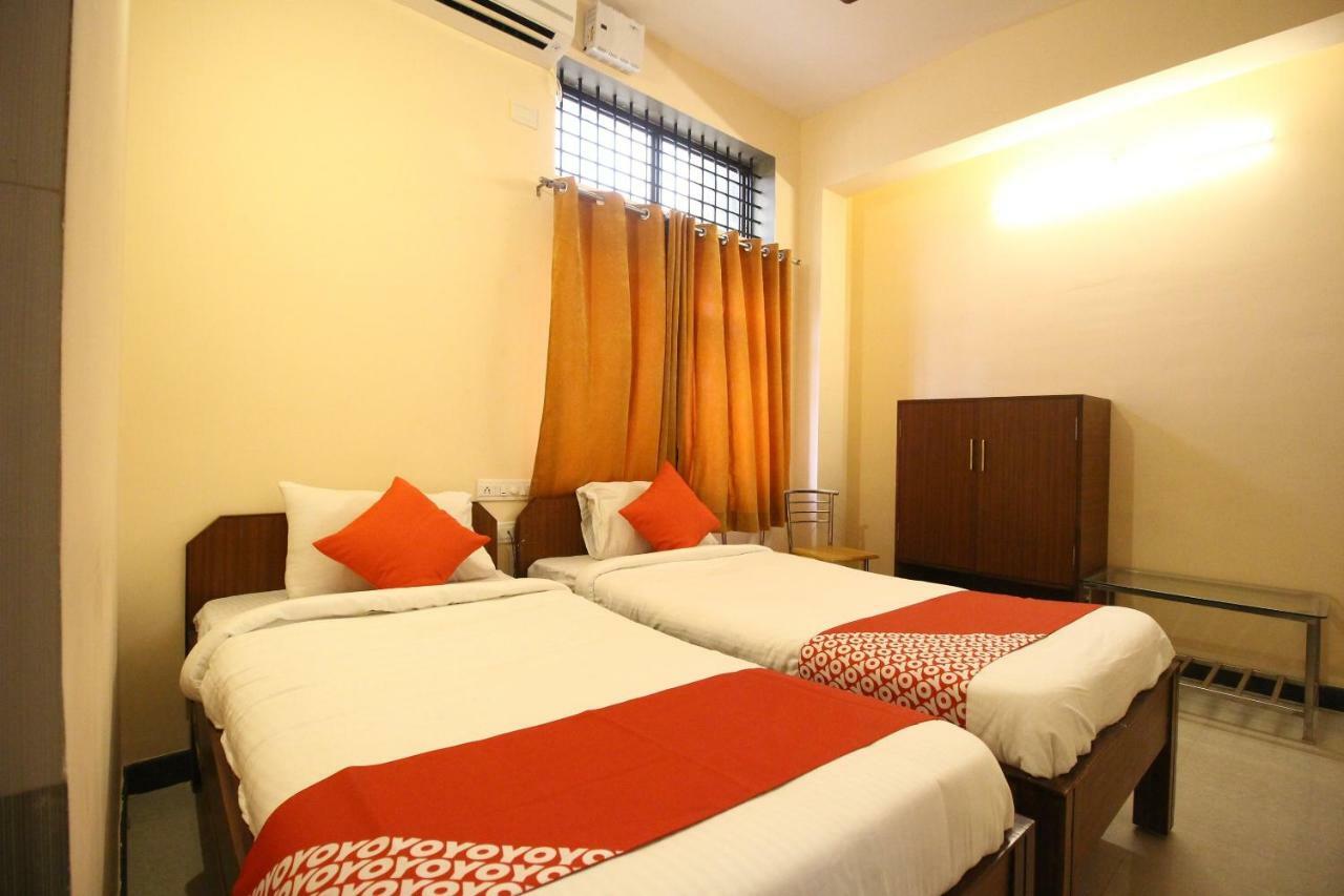 Oyo Flagship 30734 Jeevan Lodge Shimoga Exterior foto